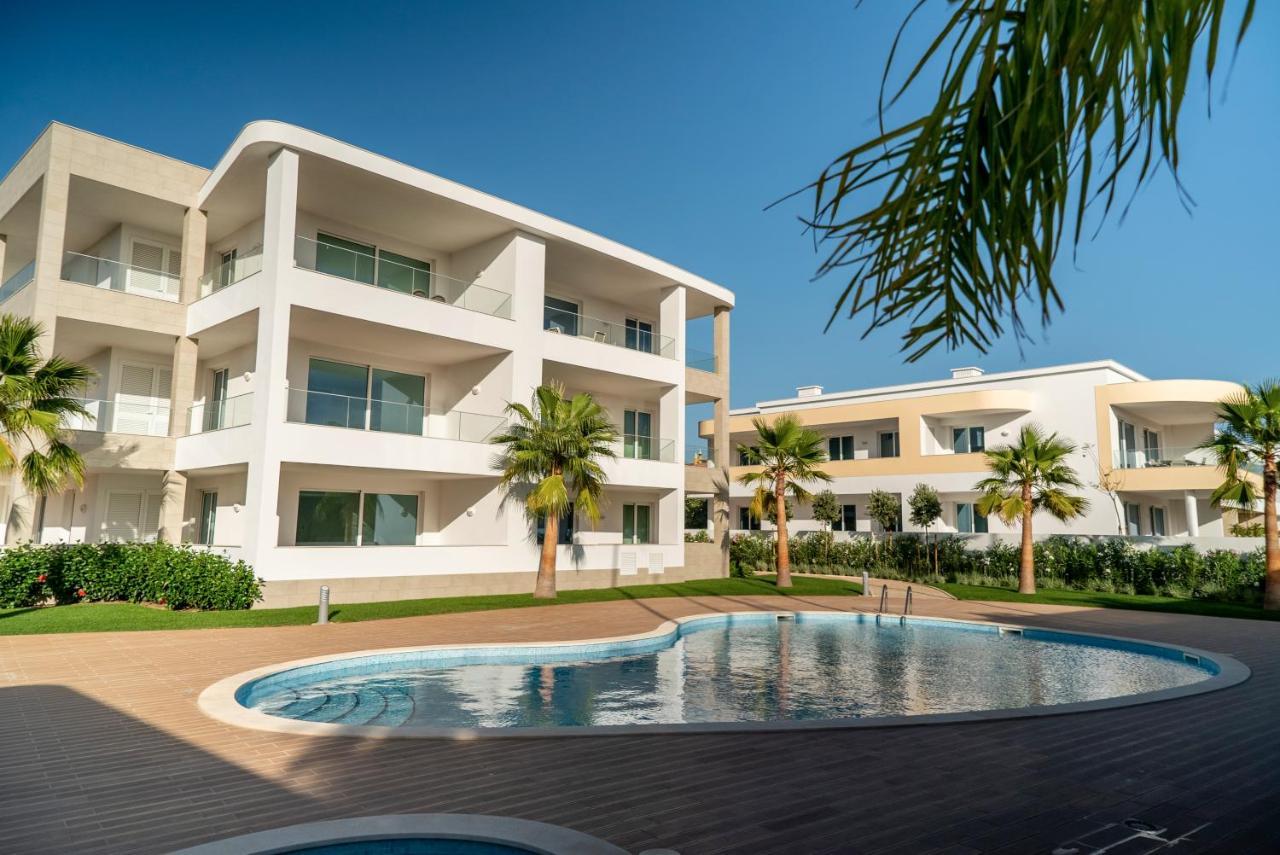 Sunset Condominium Lagos Esterno foto